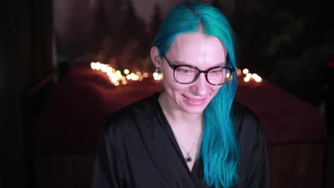 Snapshot of gracegreen chatting on February 17, 12:48 pm I will be glad to see you 30 N 1800 - 2300 gmt3 online show from February 17, 12:48 pm