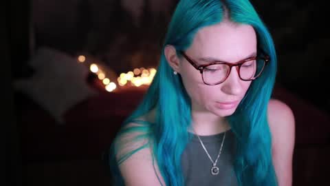 Snapshot of gracegreen chatting on February 22, 6:39 am I will be glad to see you 30 N 1800 - 2300 gmt3 online show from February 22, 6:39 am