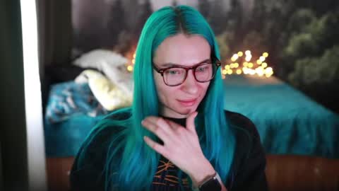 Snapshot of gracegreen chatting on March 9, 10:19 am I will be glad to see you 30 N 1800 - 2300 gmt3 online show from March 9, 10:19 am