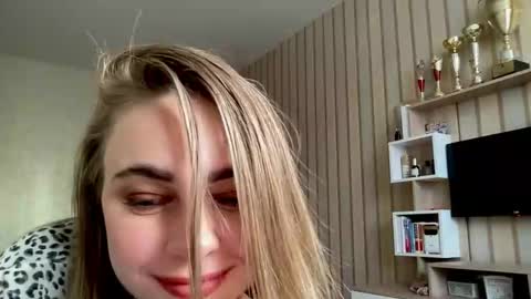 Snapshot of gracetorrezz chatting on October 20, 1:11 pm gracetorrezz online show from October 20, 1:11 pm