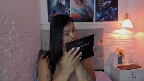 Snapshot of graceymilf999 chatting on January 31, 11:24 am Gracey Milf online show from January 31, 11:24 am