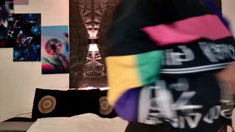 Snapshot of graceymilf999 chatting on November 26, 11:22 am Gracey Milf online show from November 26, 11:22 am