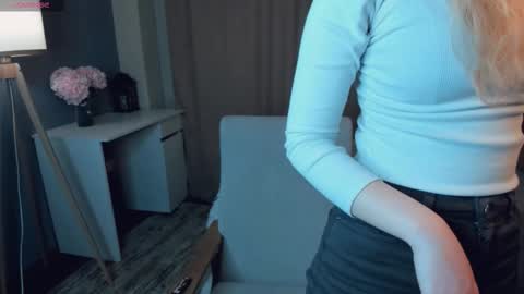 Snapshot of gracielaailstock chatting on March 4, 1:11 am Sofia 3 online show from March 4, 1:11 am