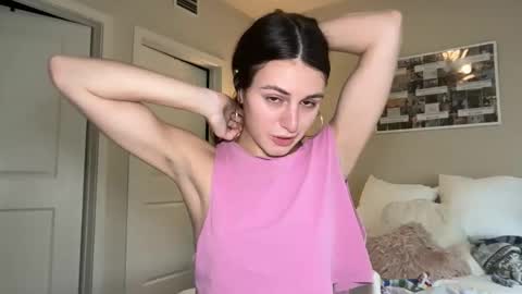 Gracie Smith online show from April 19, 6:10 pm