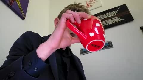 Snapshot of graff4 chatting on January 1, 1:37 pm Smallcom online show from January 1, 1:37 pm