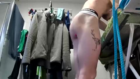 grandbi online show from February 11, 9:42 am