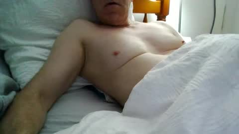 Snapshot of grandpa_floppy_dick chatting on February 26, 8:11 pm Grandpa online show from February 26, 8:11 pm