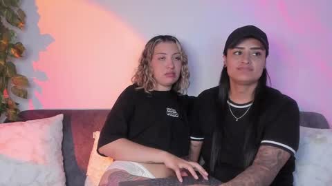 Snapshot of grave_duo chatting on September 30, 4:39 am GRAVE DUO online show from September 30, 4:39 am