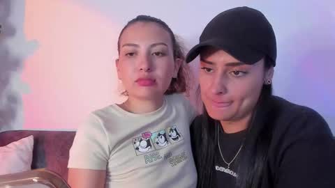 Snapshot of grave_duo chatting on October 24, 6:54 am GRAVE DUO online show from October 24, 6:54 am