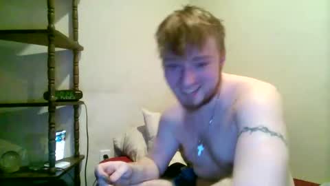 gravewalker22 online show from February 3, 3:26 am