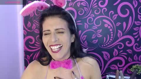 Snapshot of great_pussy20 chatting on January 26, 12:33 pm Isabella online show from January 26, 12:33 pm