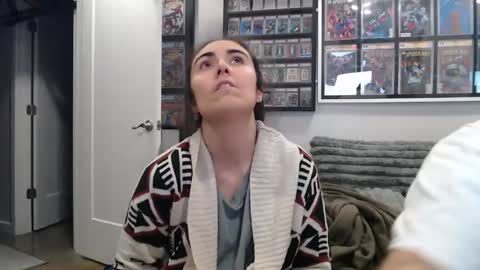 Snapshot of greekgodandgoddess chatting on February 7, 4:59 am greekgodandgoddess online show from February 7, 4:59 am