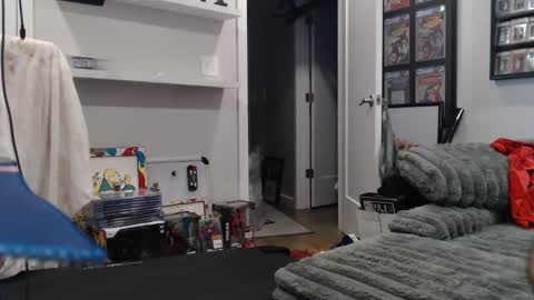 Snapshot of greekgodandgoddess chatting on February 13, 4:43 am greekgodandgoddess online show from February 13, 4:43 am