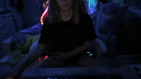 Snapshot of greeneyedlovexo chatting on January 6, 5:30 am GreenEyedLovexo online show from January 6, 5:30 am