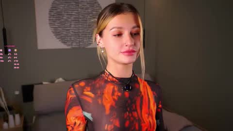 Snapshot of greengazon chatting on November 21, 1:10 pm Kelly online show from November 21, 1:10 pm