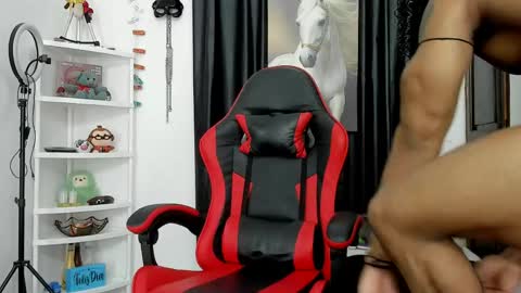 Gregori online show from April 19, 3:11 pm