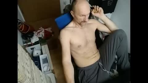 Greg online show from December 25, 11:33 am