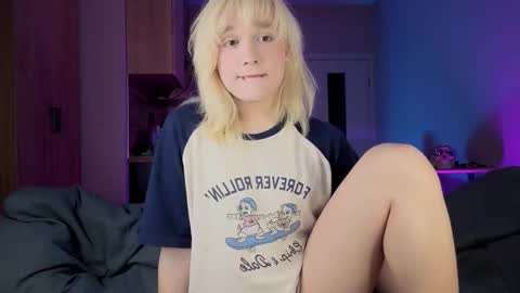 Snapshot of gregory_byyrd chatting on September 26, 8:57 pm Greg-independent model online show from September 26, 8:57 pm