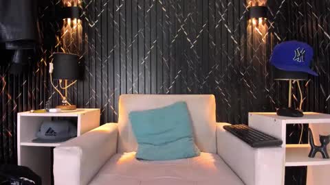 GregorySforza online show from September 22, 12:29 pm