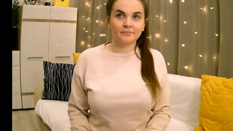 GretaGrant online show from December 13, 11:06 pm