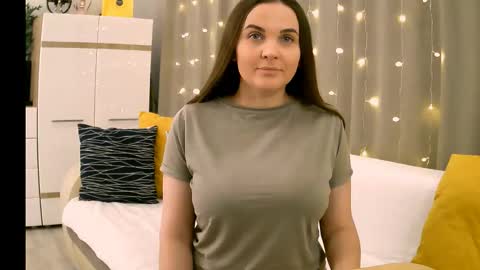 GretaGrant online show from October 27, 2:59 am