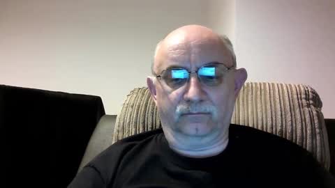 Snapshot of grey_dom chatting on December 28, 6:40 pm Master Sir online show from December 28, 6:40 pm