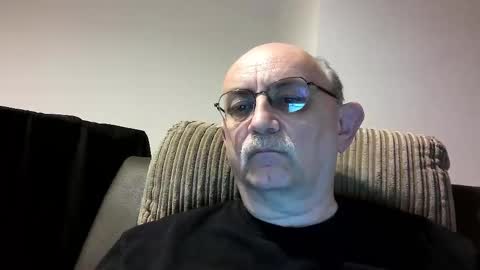 Snapshot of grey_dom chatting on December 29, 2:10 pm Master Sir online show from December 29, 2:10 pm