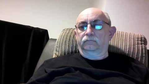 Snapshot of grey_dom chatting on December 30, 10:12 pm Master Sir online show from December 30, 10:12 pm