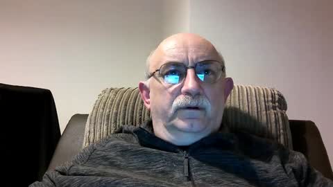 Snapshot of grey_dom chatting on January 7, 10:52 pm Master Sir online show from January 7, 10:52 pm