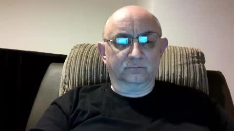 Snapshot of grey_dom chatting on March 1, 5:49 pm Master Sir online show from March 1, 5:49 pm