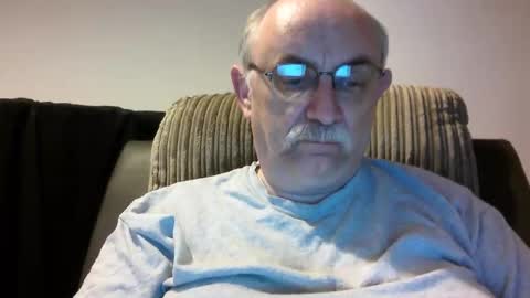 Snapshot of grey_dom chatting on September 26, 10:14 pm Master Sir online show from September 26, 10:14 pm