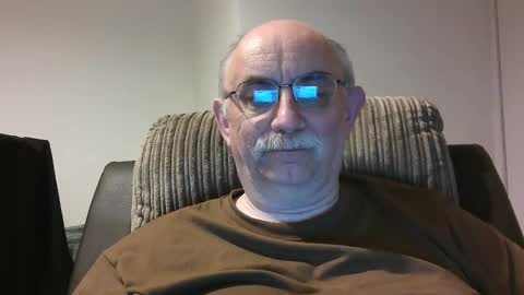 Snapshot of grey_dom chatting on September 29, 8:46 pm Master Sir online show from September 29, 8:46 pm