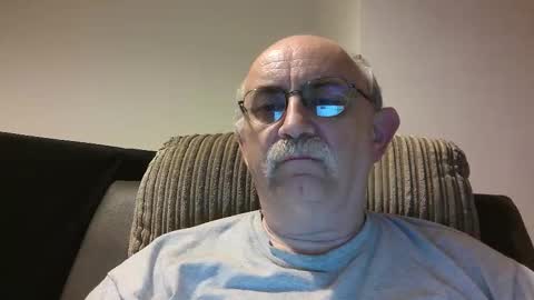 Snapshot of grey_dom chatting on September 30, 11:10 pm Master Sir online show from September 30, 11:10 pm