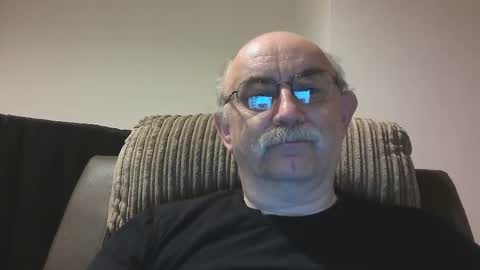 Snapshot of grey_dom chatting on October 25, 2:24 pm Master Sir online show from October 25, 2:24 pm