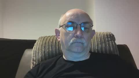 Snapshot of grey_dom chatting on November 23, 10:59 am Master Sir online show from November 23, 10:59 am