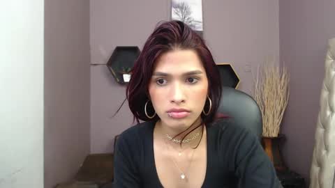 Snapshot of greys_ath chatting on December 18, 3:58 am greys online show from December 18, 3:58 am