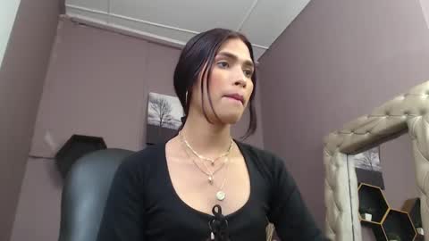 Snapshot of greys_ath chatting on January 25, 4:02 am greys online show from January 25, 4:02 am