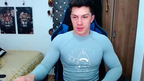 Snapshot of griego01 chatting on December 18, 10:02 pm griego01 online show from December 18, 10:02 pm