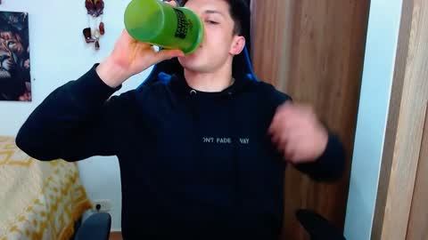 Snapshot of griego01 chatting on January 16, 6:59 pm griego01 online show from January 16, 6:59 pm