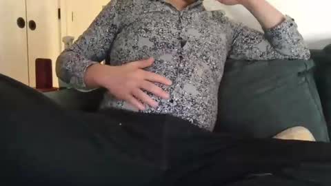 Snapshot of growingcub94 chatting on January 23, 10:43 am Alpha pup online show from January 23, 10:43 am