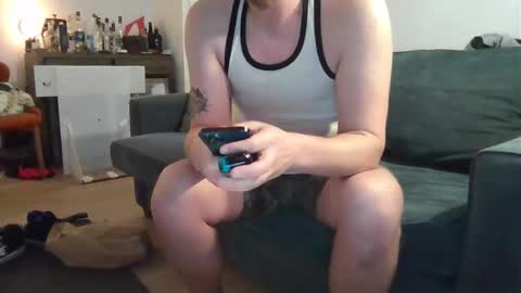 Snapshot of growingcub94 chatting on January 30, 9:57 am Alpha pup online show from January 30, 9:57 am