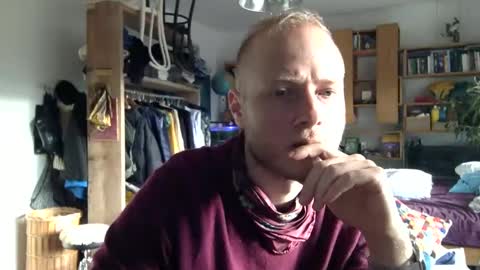 Snapshot of gruendamien chatting on January 13, 2:32 pm gruendamien online show from January 13, 2:32 pm