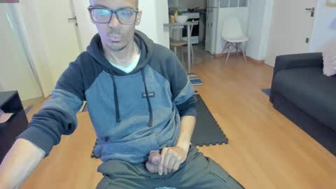 guachin_new online show from September 27, 12:48 am