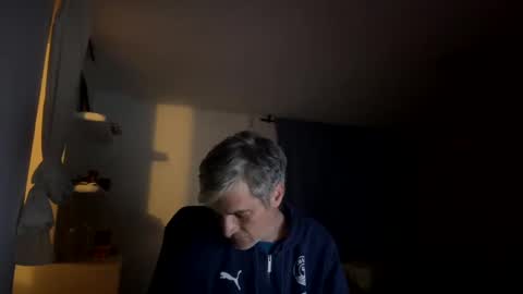 guardiannif_ online show from January 29, 8:56 pm