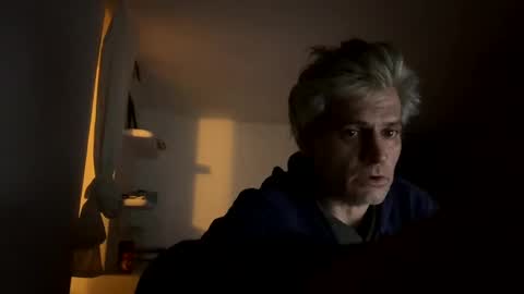 guardiannif_ online show from February 2, 6:04 am