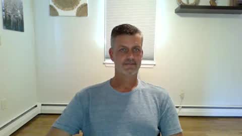 gudguy2025 online show from September 28, 4:56 pm