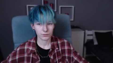 Snapshot of guitarandangell chatting on October 26, 3:34 am guitarandangell online show from October 26, 3:34 am