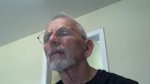 Snapshot of gulfcoast1952 chatting on February 23, 5:07 pm Roy online show from February 23, 5:07 pm