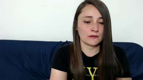 Snapshot of gumball_room chatting on September 20, 12:00 am Vane blonde and Hazell black hair online show from September 20, 12:00 am