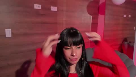 Snapshot of gummyluv chatting on November 5, 3:28 am gummyluv online show from November 5, 3:28 am